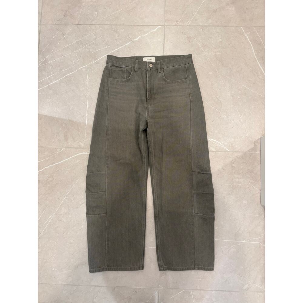 Triarchy low rise green barrel Jean